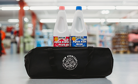 9316_schoonmaken-en-onderhouden-van-het-chemisch-toilet