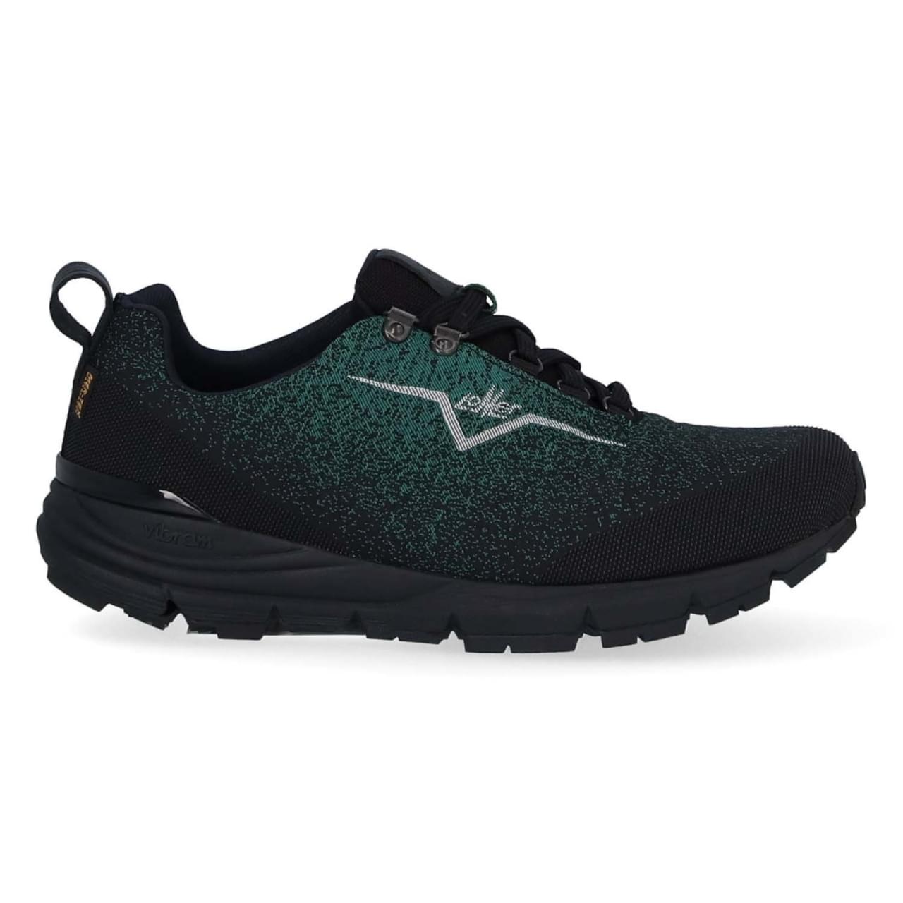 Pine Black