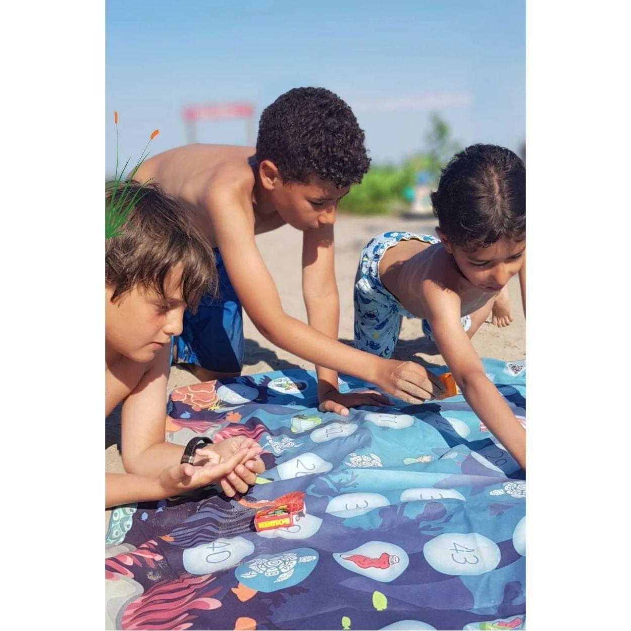 SooBluu - Game Save the Turtle 100 x 160 Reis Handdoek