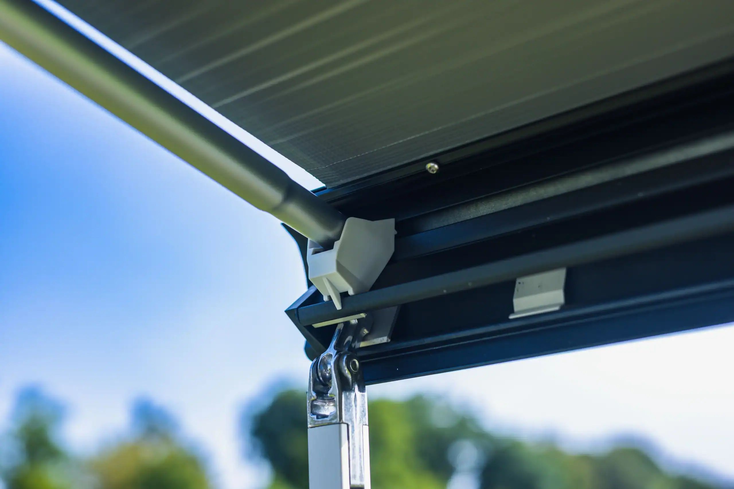 Reda - Universele Rafterstang Thule en Fiamma